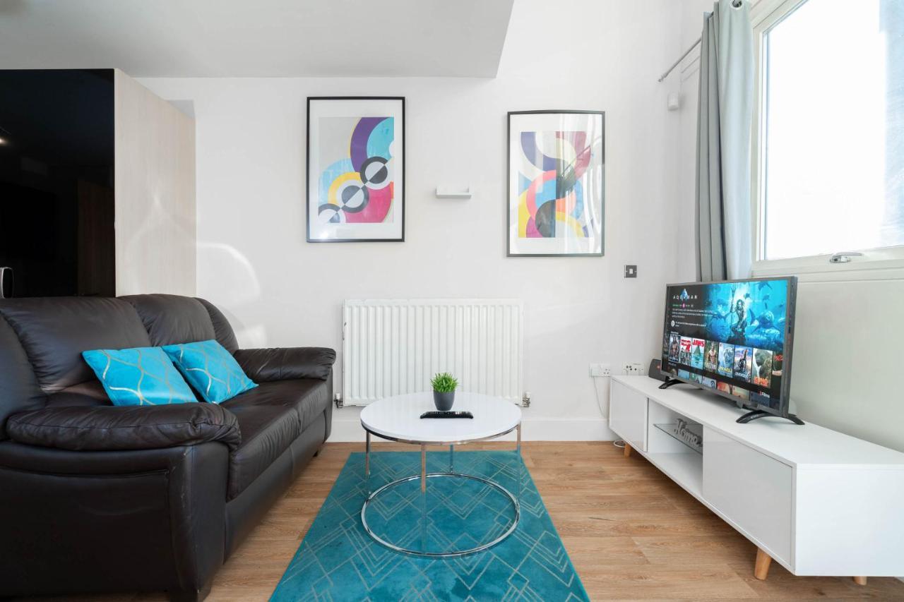 City Centre Apartment - Parkside Terrace - King Size Bed - Parking - Top Rated Birmingham Exterior photo