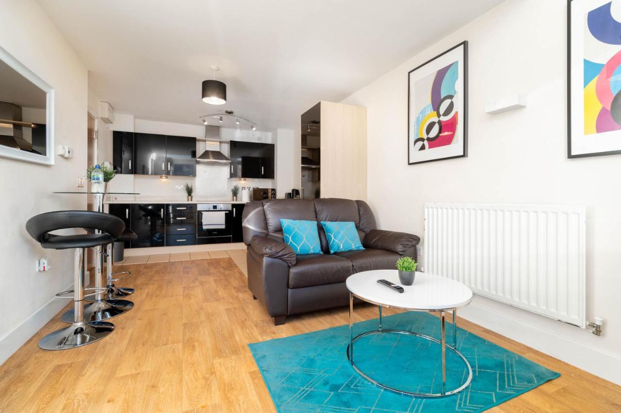 City Centre Apartment - Parkside Terrace - King Size Bed - Parking - Top Rated Birmingham Exterior photo