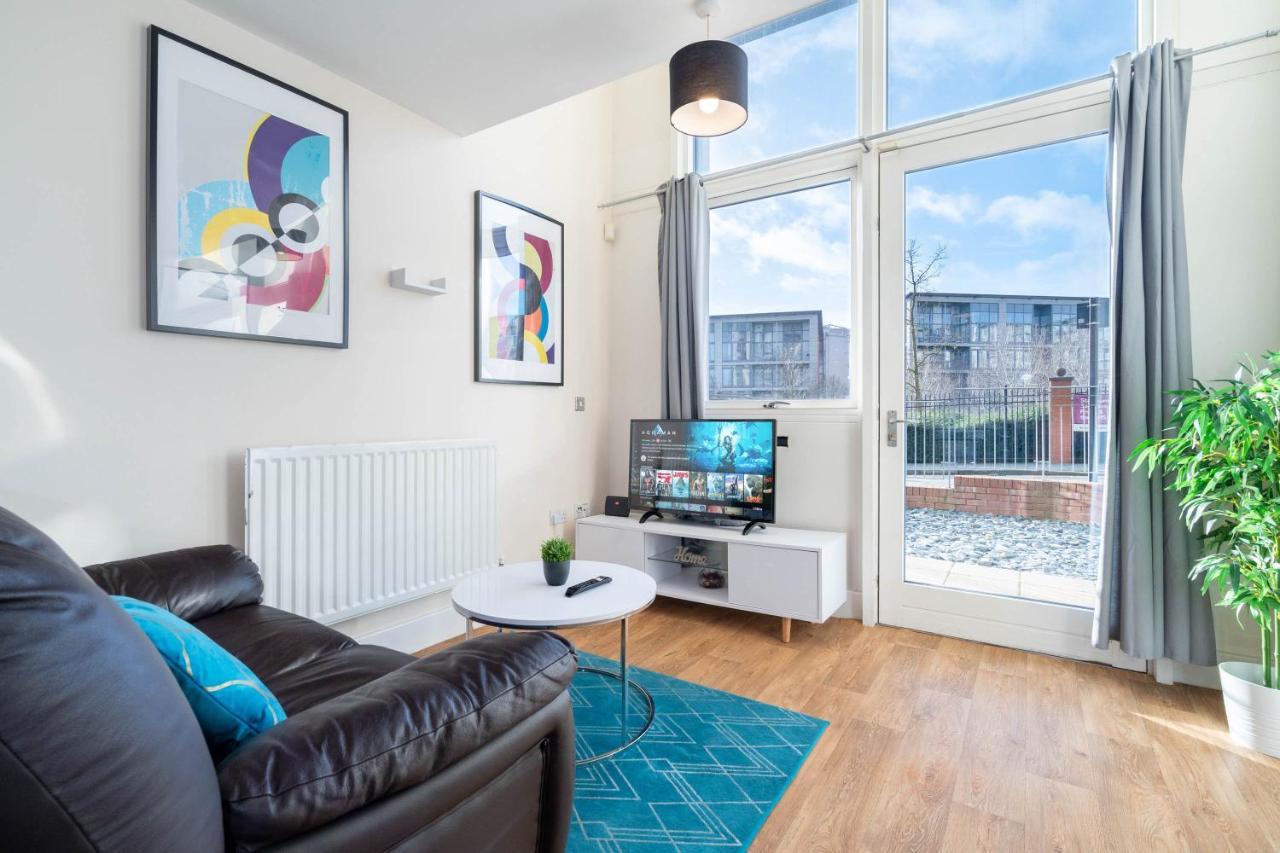 City Centre Apartment - Parkside Terrace - King Size Bed - Parking - Top Rated Birmingham Exterior photo