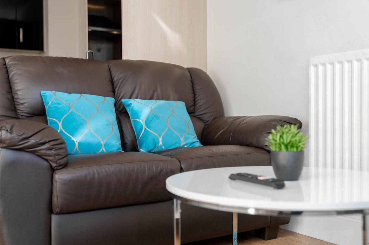 City Centre Apartment - Parkside Terrace - King Size Bed - Parking - Top Rated Birmingham Exterior photo